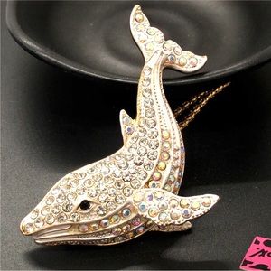 Betsey Johnson White Enamel & Rhinestone Whale Necklace. NWT